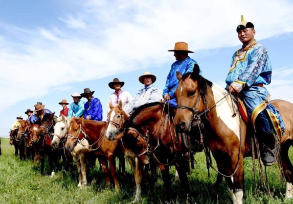 赤峰到藍(lán)旗的拼車電話號(hào)碼-第1張圖片