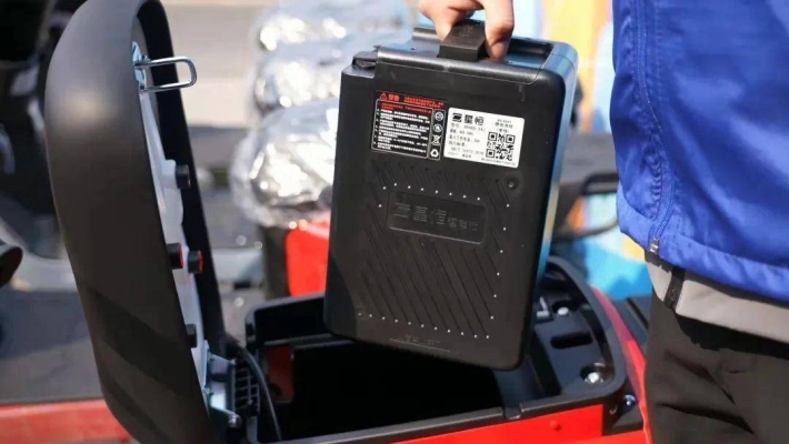 赤峰國(guó)標(biāo)鏈條廠(chǎng)家電話(huà)是多少號(hào)-第1張圖片