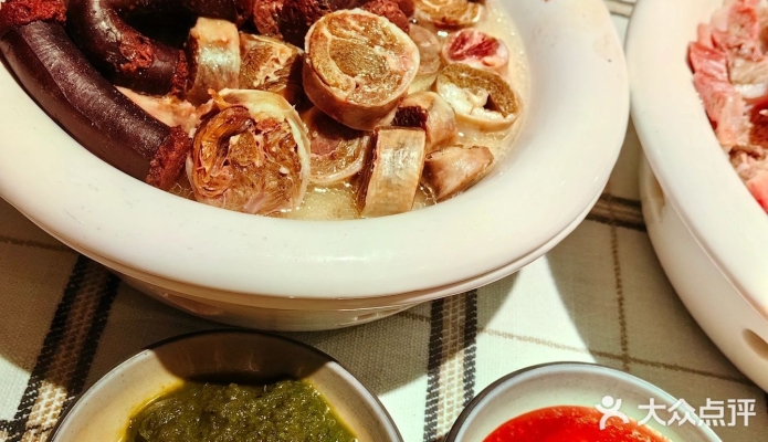 赤峰老四鮮肉店電話號(hào)碼多少-第1張圖片