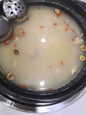 赤峰外賣(mài)豬肚雞店電話(huà)號(hào)碼多少-第1張圖片