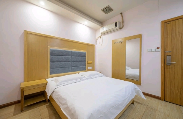 赤峰市紫苑賓館電話號(hào)碼多少-第1張圖片