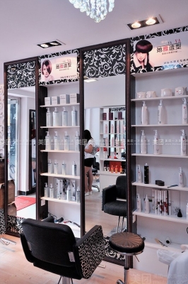 赤峰洗頭團(tuán)購步行街電話號(hào)碼-第1張圖片