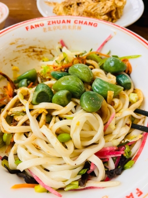 赤峰網(wǎng)紅小吃炸醬面店電話號(hào)碼-第1張圖片