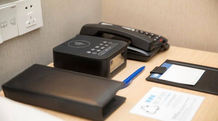 赤峰智選假日?qǐng)F(tuán)購(gòu)地址電話號(hào)碼-第1張圖片