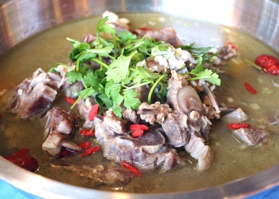 赤峰自助羊骨頭火鍋店電話號碼-第1張圖片