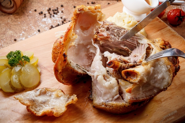 赤峰德國菜團(tuán)購電話多少號-第1張圖片