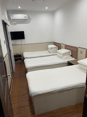 赤峰松山區(qū)酒店團(tuán)購(gòu)電話多少-第1張圖片