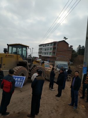 赤峰高中閆新宇校長電話號碼-第1張圖片