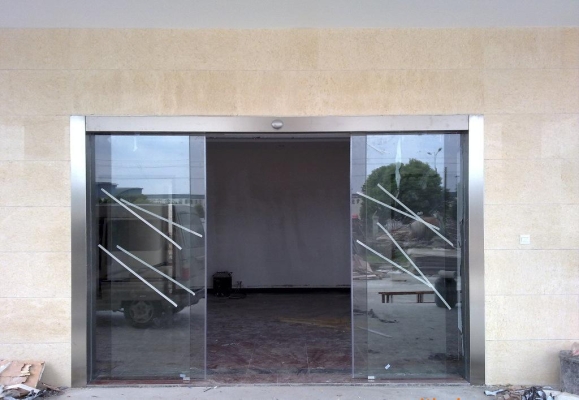 赤峰感應(yīng)門(mén)廠(chǎng)家電話(huà)地址查詢(xún)-第1張圖片