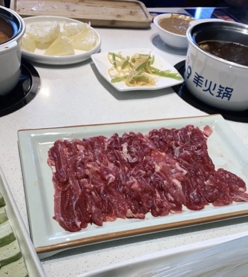 赤峰西蒙牛羊肉店電話號碼-第1張圖片