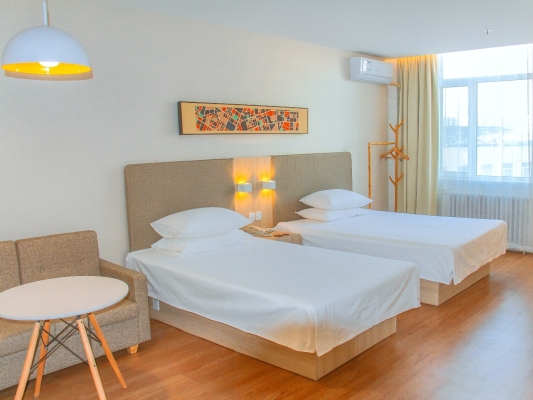 赤峰鐘點房團購群電話號碼-第1張圖片