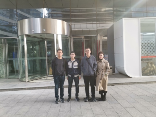 赤峰二中王偉老師電話號(hào)碼-第1張圖片