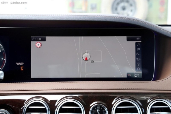 赤峰奔馳4s店地址電話號碼-第1張圖片