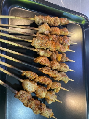 赤峰小板凳燒烤店電話地址查詢-第1張圖片