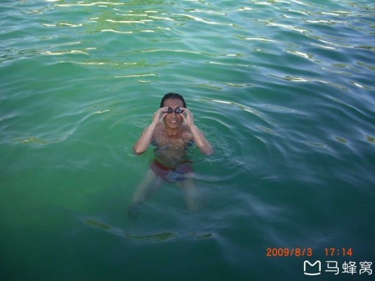 赤峰機(jī)場(chǎng)游泳館電話多少號(hào)-第1張圖片