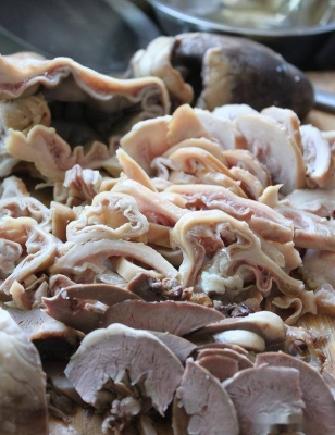 赤峰豬屠宰場(chǎng)電話(huà)號(hào)碼多少-第1張圖片