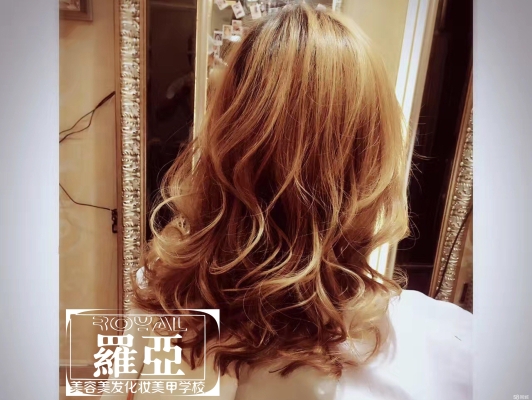 赤峰招收美甲培訓班電話號碼-第1張圖片