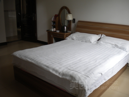 赤峰市平煤商務(wù)賓館電話號(hào)碼-第1張圖片