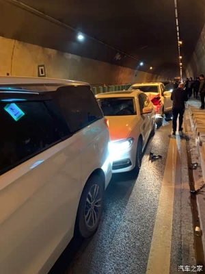 赤峰高速口追尾電話號碼查詢-第1張圖片