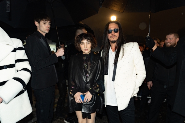 赤峰市摩登造型店電話號碼-第1張圖片