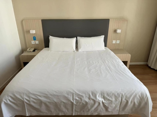 赤峰市橋北漢庭酒店電話號碼-第1張圖片