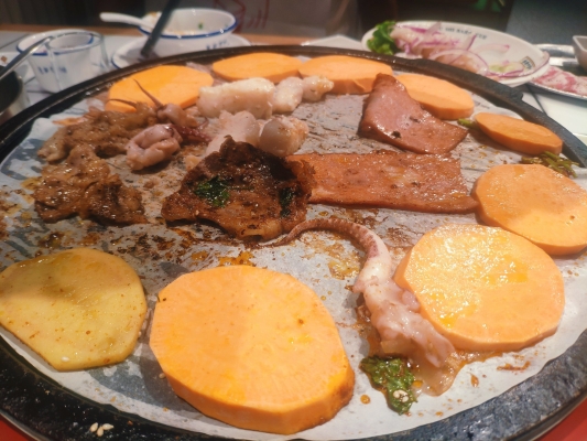 赤峰市逗酒烤肉地址電話號碼-第1張圖片