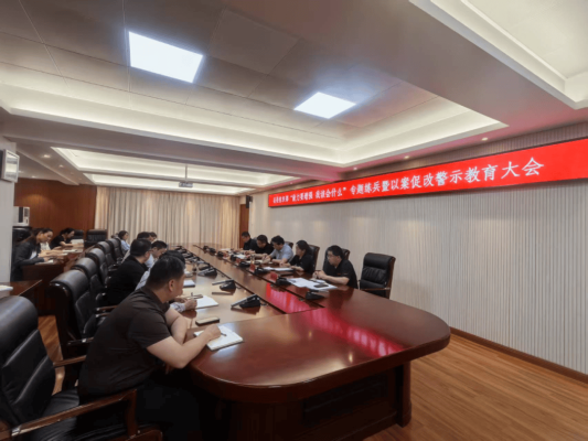 赤峰市曉輝汽修電話地址查詢-第1張圖片