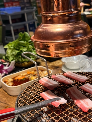 赤峰地桌烤肉團(tuán)購(gòu)電話地址查詢-第1張圖片