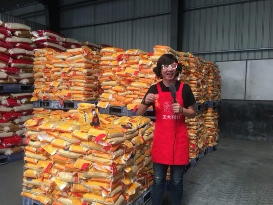 赤峰流動(dòng)餐桌廠家電話多少號(hào)-第1張圖片