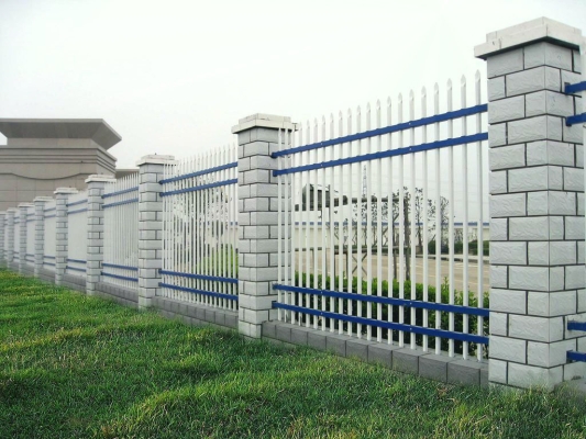 赤峰鋅鋼護(hù)欄廠電話號碼查詢-第1張圖片