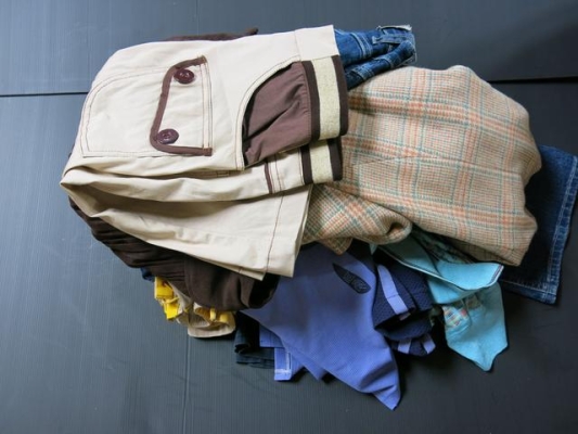 赤峰收舊衣黑料電話號碼查詢-第1張圖片