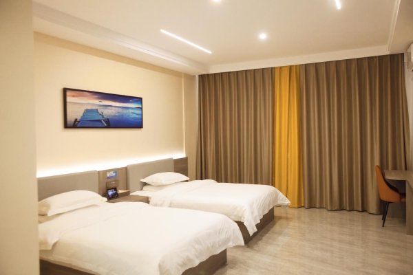 赤峰高鐵站附近酒店-第1張圖片