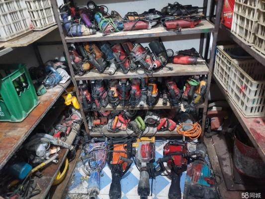 赤峰市寧城挖機出租電話號碼-第1張圖片