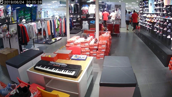 李寧童裝赤峰店電話號(hào)碼查詢-第1張圖片