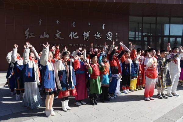 赤峰紅山萬達舞龍店電話號碼-第1張圖片