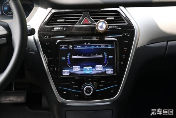 赤峰奔馳電動(dòng)車電話號(hào)碼是多少-第1張圖片