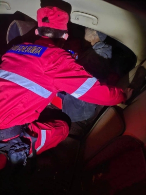 赤峰松中車禍調(diào)查組電話號(hào)碼-第1張圖片