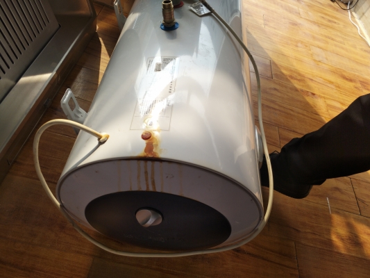 赤峰華帝熱水器售后電話號碼-第1張圖片