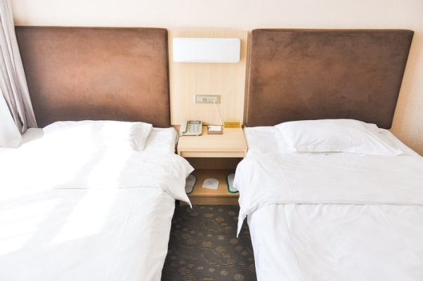 赤峰華聯(lián)三樓電話號碼多少-第1張圖片