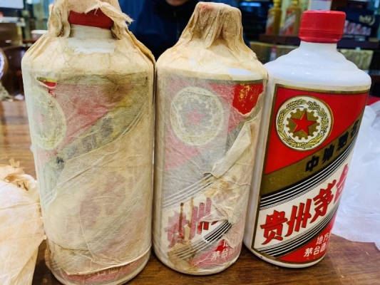 赤峰二手鞋子回收店電話號碼-第1張圖片