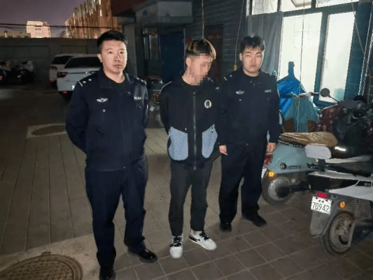 赤峰車門調(diào)縫師傅電話號碼是多少-第1張圖片