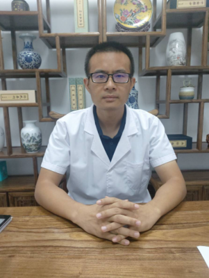 赤峰眼科賀杰醫(yī)生電話號(hào)碼是多少-第1張圖片