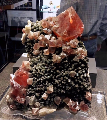 赤峰收螢石礦電話地址是多少號-第1張圖片