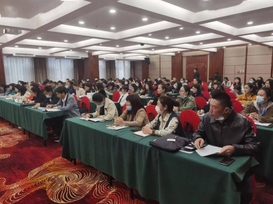 赤峰紅帽培訓班電話多少號-第1張圖片