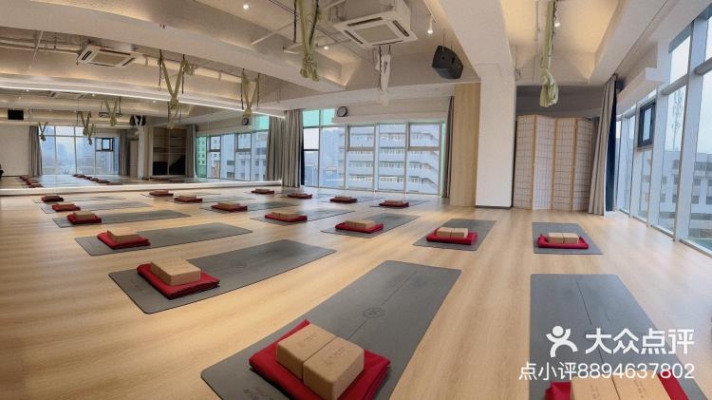 赤峰女人街瑜伽館地址電話號碼-第1張圖片