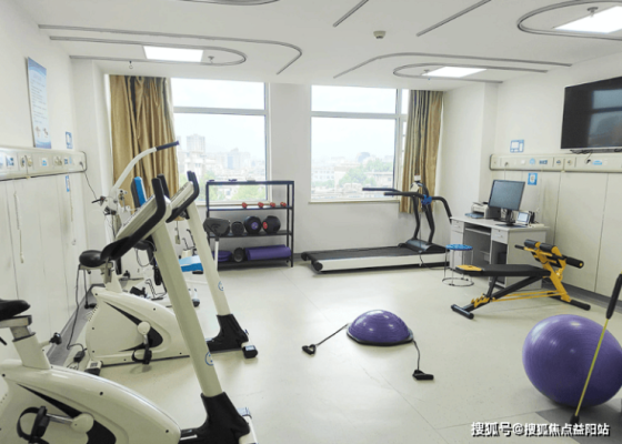 赤峰市鴻鑫賓館電話地址查詢-第1張圖片