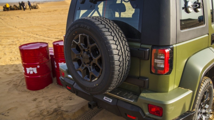 赤峰租硬派越野車電話號(hào)碼-第1張圖片