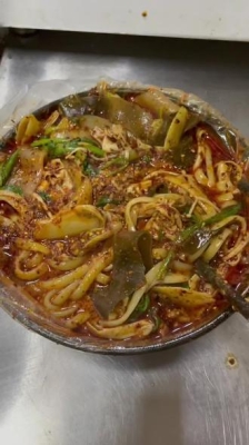 曉雪麻辣燙赤峰店電話號碼-第1張圖片