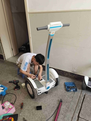 赤峰電動平衡車維修店電話號碼-第1張圖片