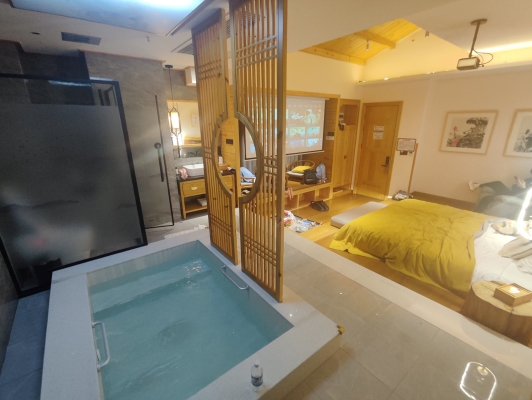 赤峰私湯民宿電話號(hào)碼多少-第1張圖片